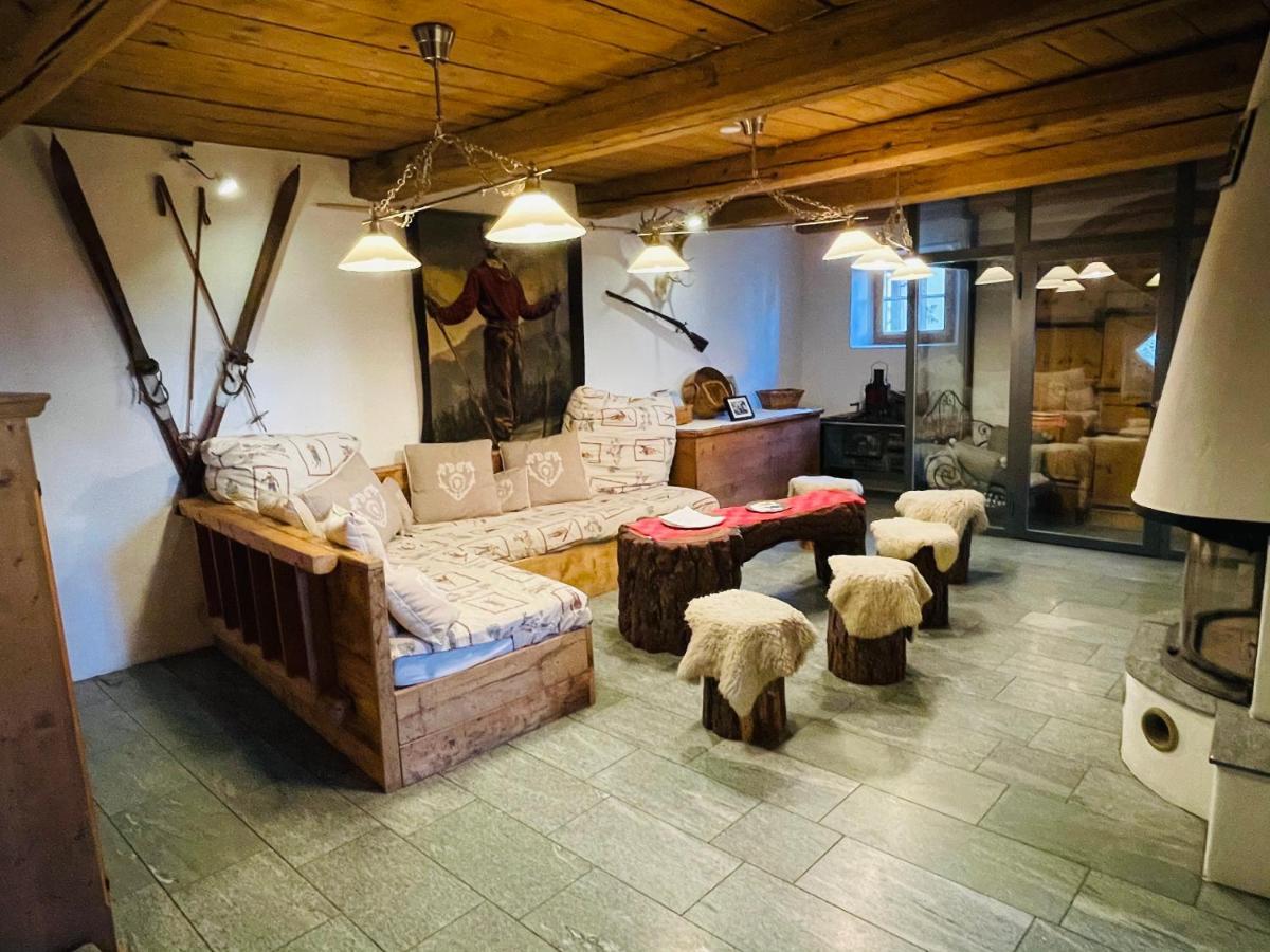 Apartmán Chasa Engadina Sent Pokoj fotografie