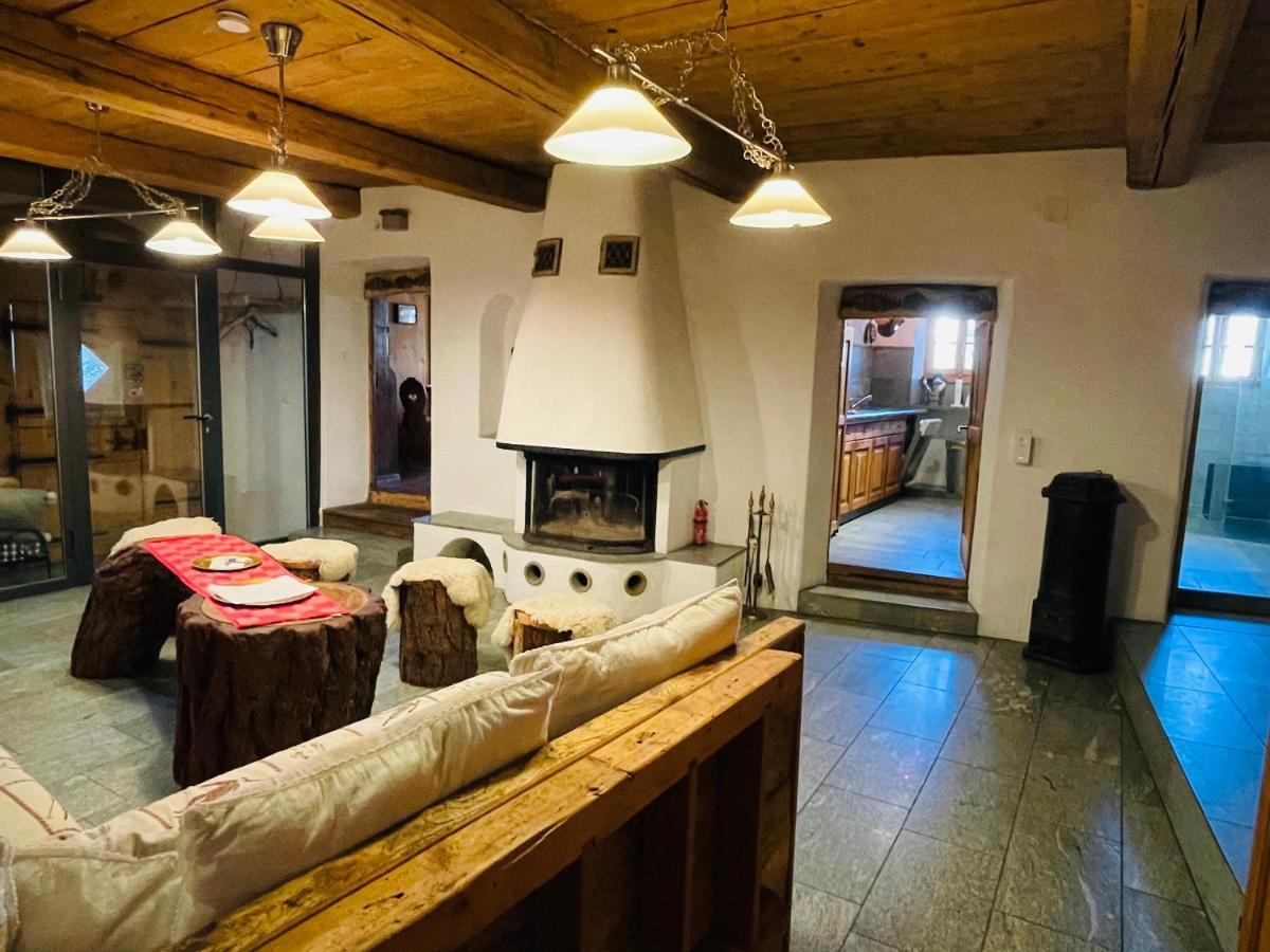Apartmán Chasa Engadina Sent Pokoj fotografie