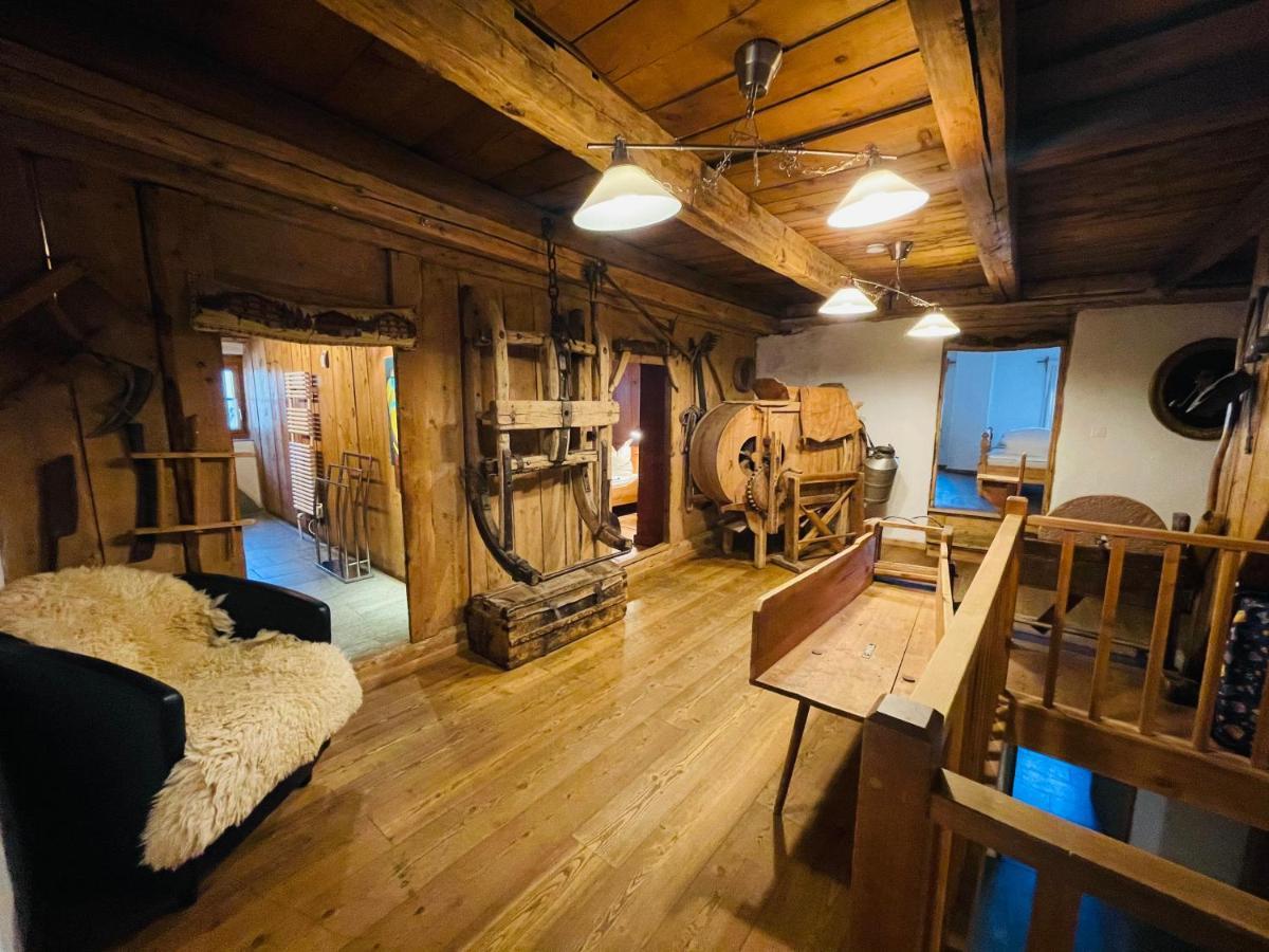 Apartmán Chasa Engadina Sent Pokoj fotografie