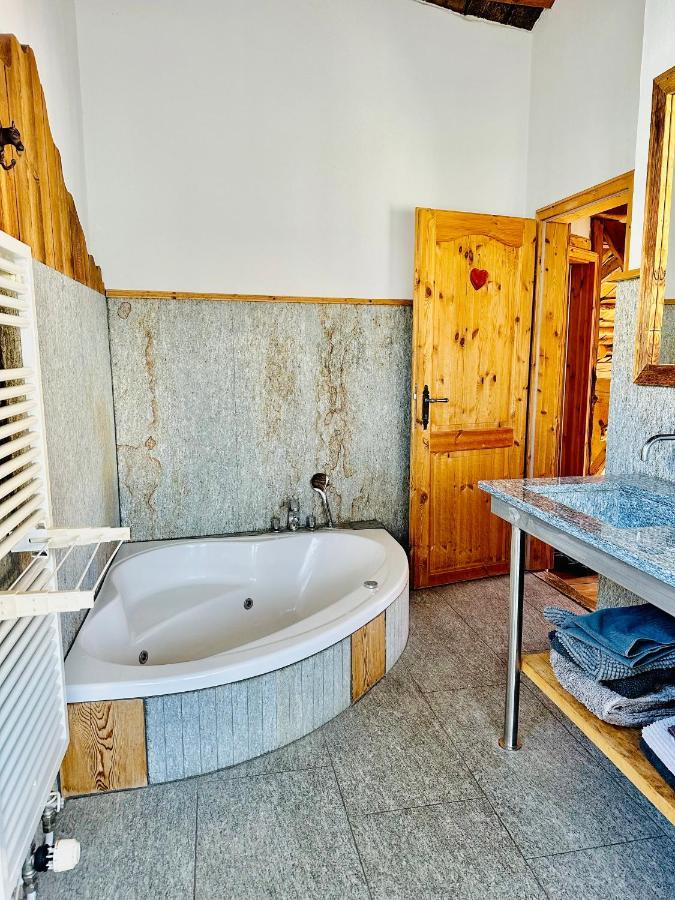 Apartmán Chasa Engadina Sent Exteriér fotografie